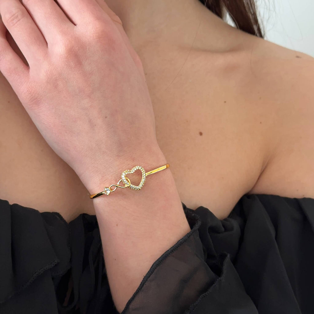 Gelang Cinta Tanpa Akhir