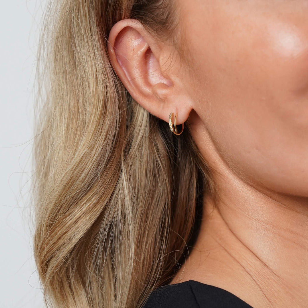 Anting Kristal Ganda